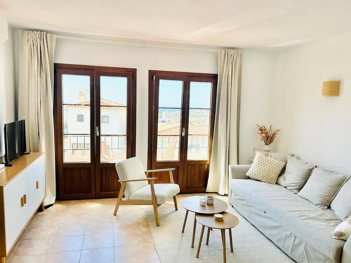 公寓 Prachtig In 2025 Gerenoveerd Appartement Met Airco In El Capistrano Village 内尔哈